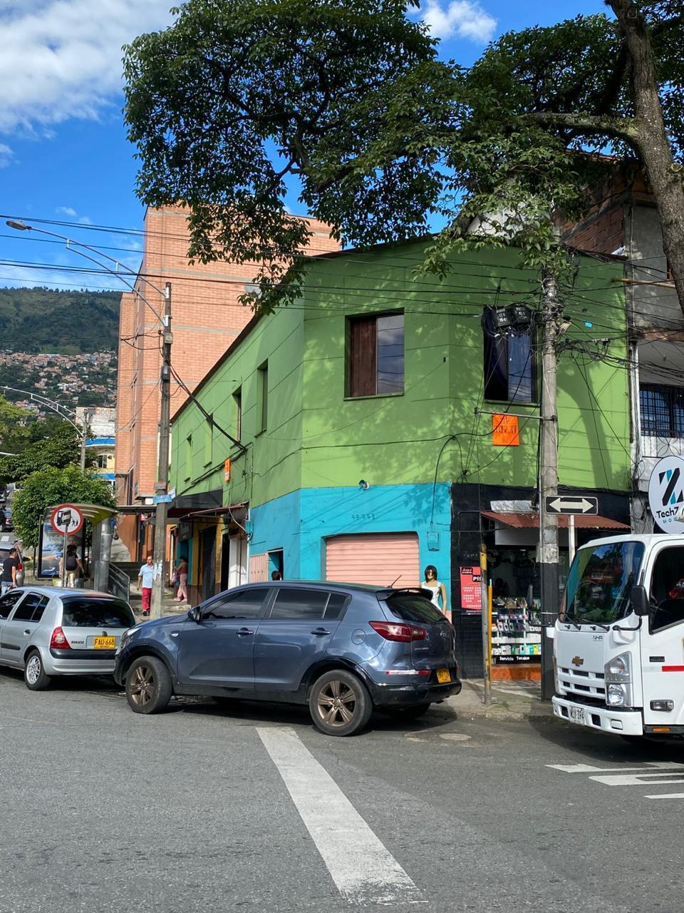 VENTA CASA DE 132 m² – (EEP-996) – ARANJUEZ – MEDELLÍN